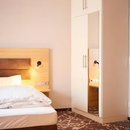 Erber 3* إيسمانينغ